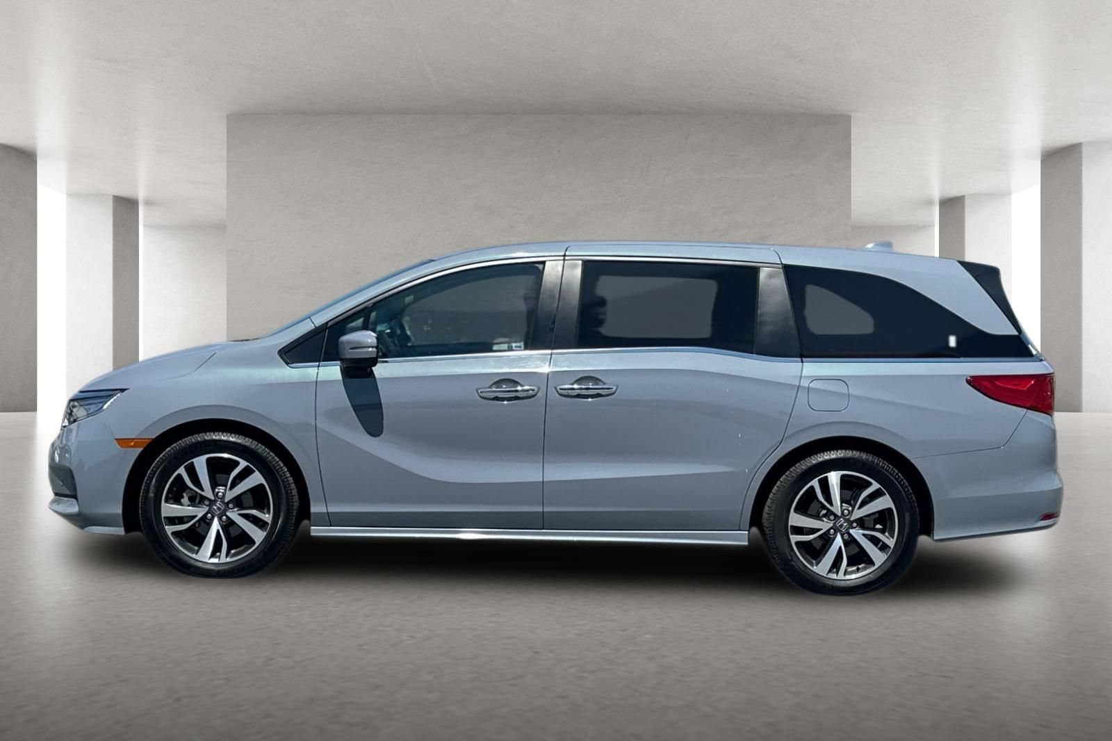 Used 2024 Honda Odyssey Touring image 7