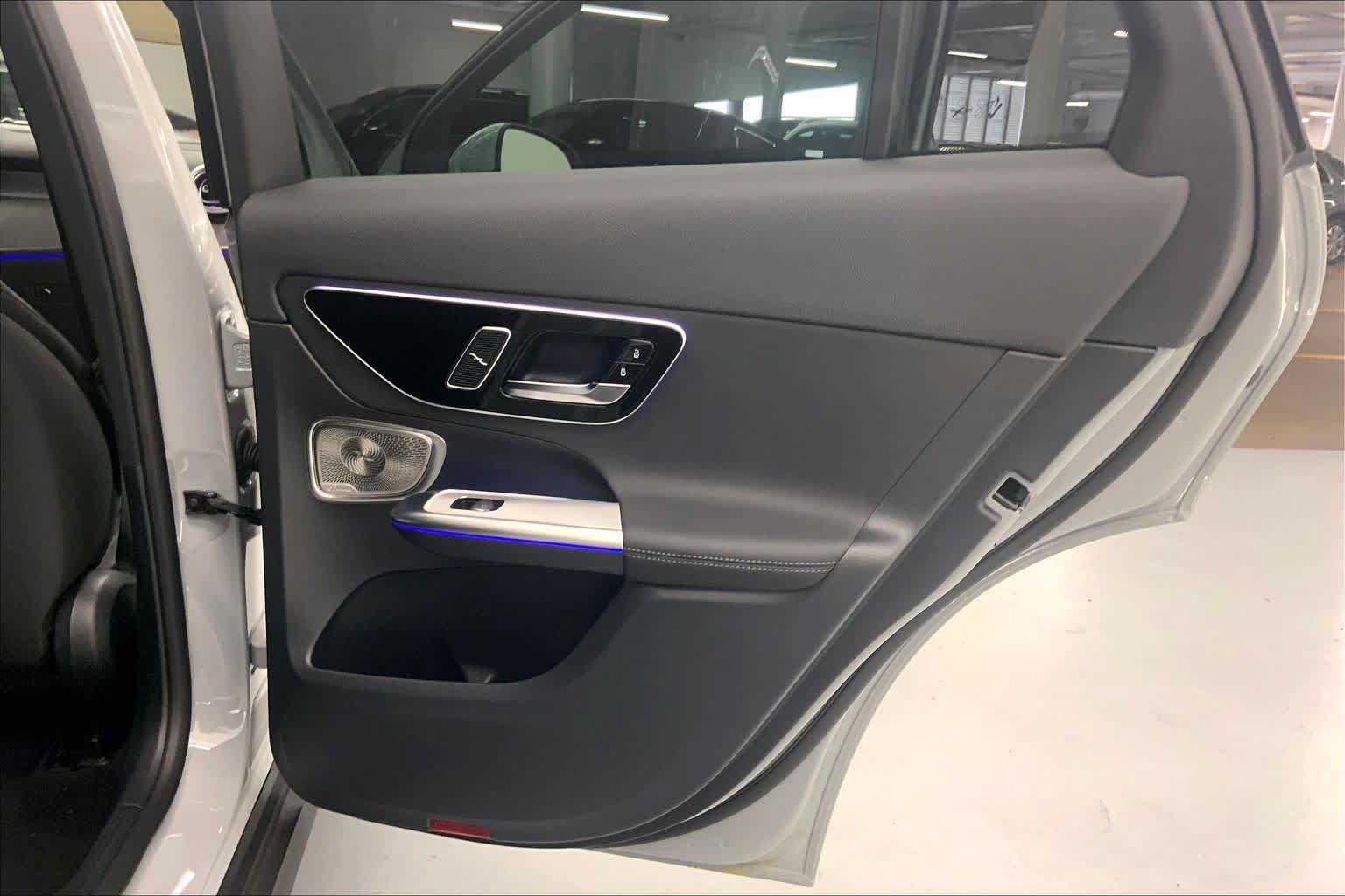 New 2026 Mercedes-Benz GLC 300 image 13