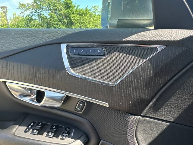 Used 2020 Volvo XC90 T5 Momentum AWD/4WD image 31