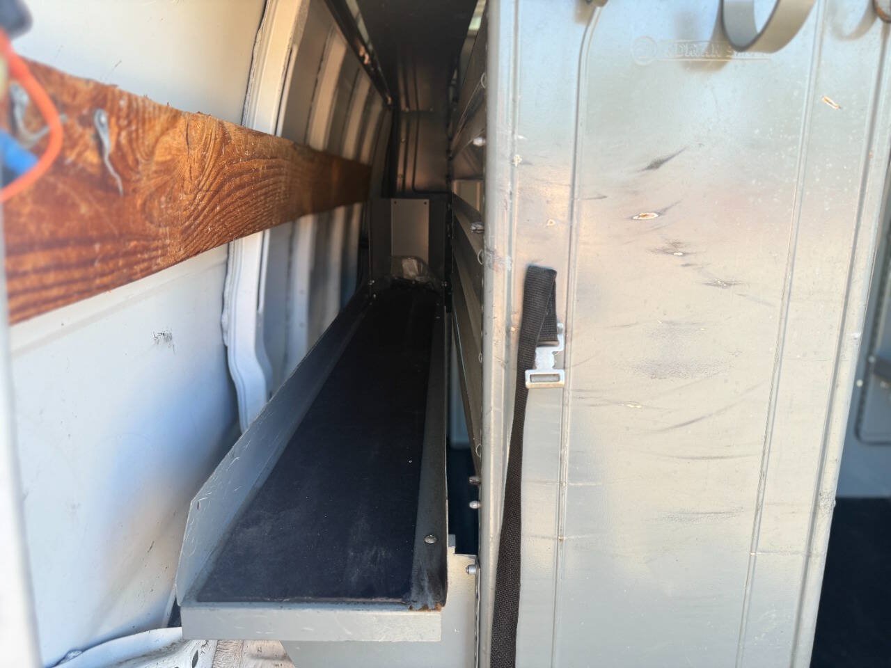 Used 2014 Chevrolet Express 2500 RWD image 18