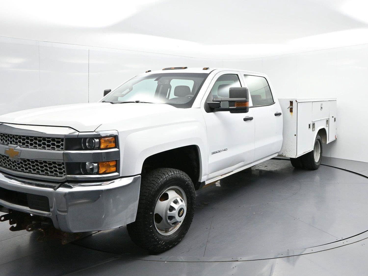 Used 2019 Chevrolet Silverado 3500 W/T w/ WT Convenience Package AWD/4WD image 3