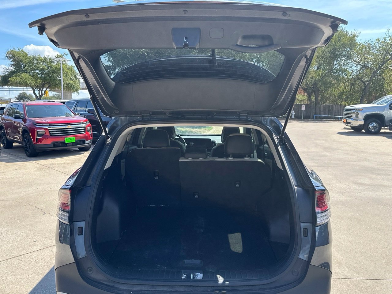 Used 2024 Kia Sportage EX FWD image 25