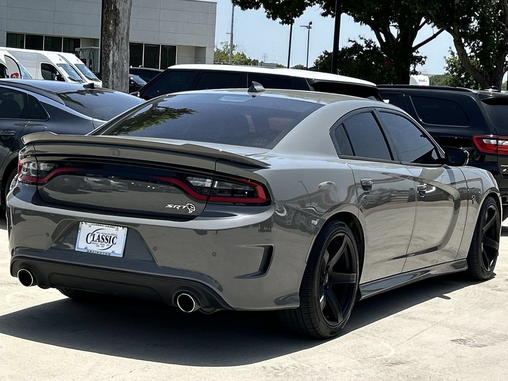 Used 2018 Dodge Charger SRT Hellcat RWD image 4