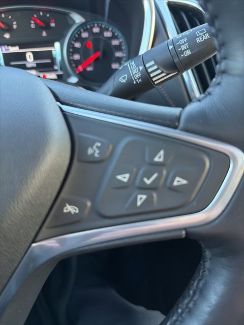 Used 2018 Chevrolet Equinox Premier image 24