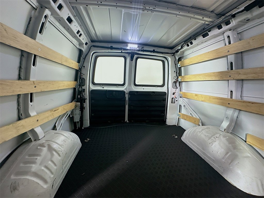 Used 2024 Chevrolet Express 2500 Work Van w/ Driver Convenience Package image 13