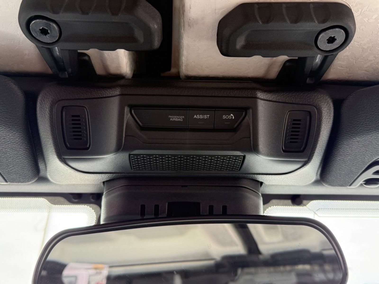 Used 2025 Jeep Wrangler Unlimited Sahara image 34