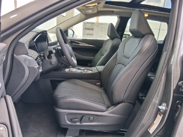 New 2027 INFINITI QX60 Luxe w/ Cargo Package FWD image 17