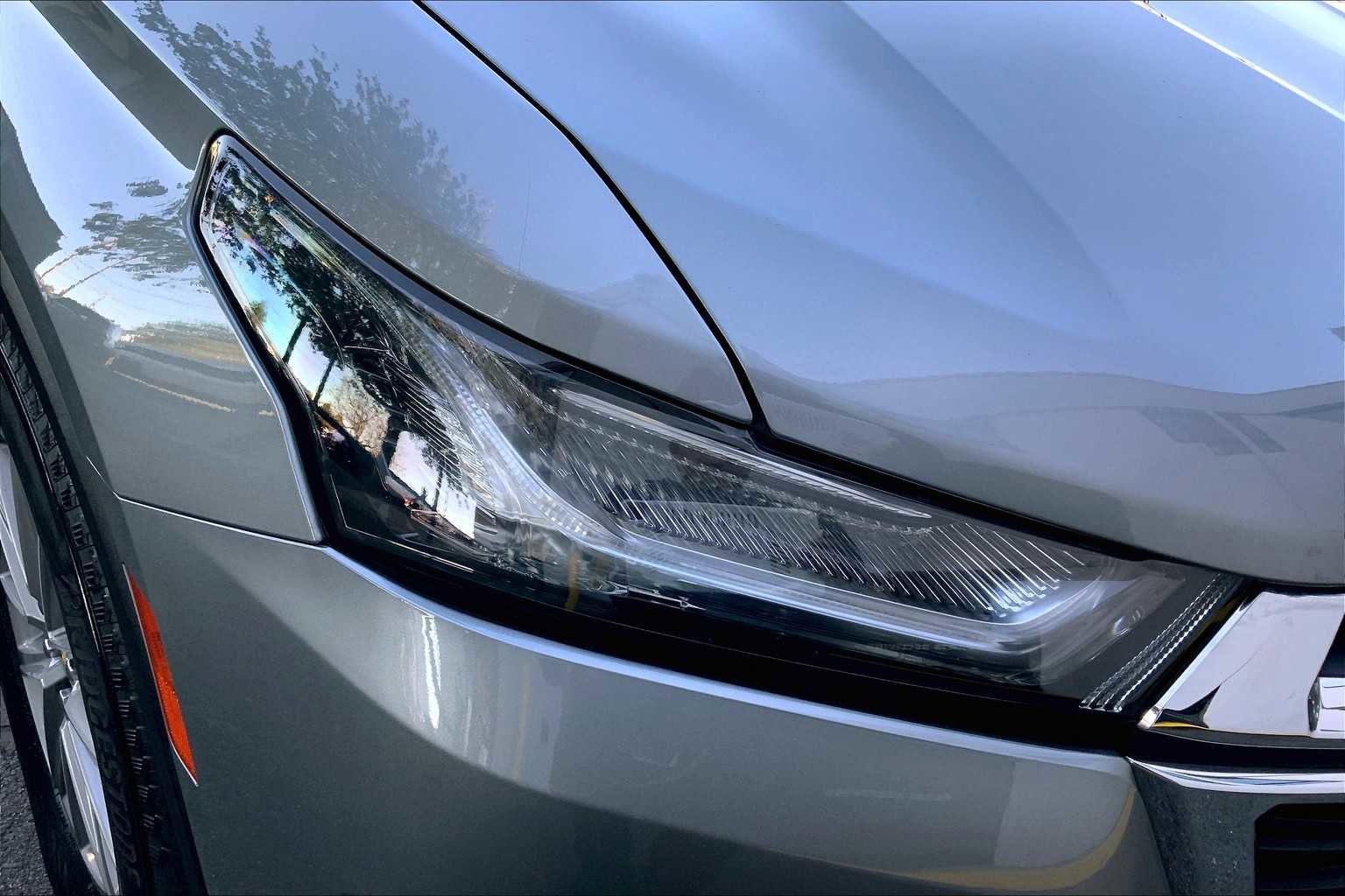 Used 2023 Chevrolet Traverse LT image 26