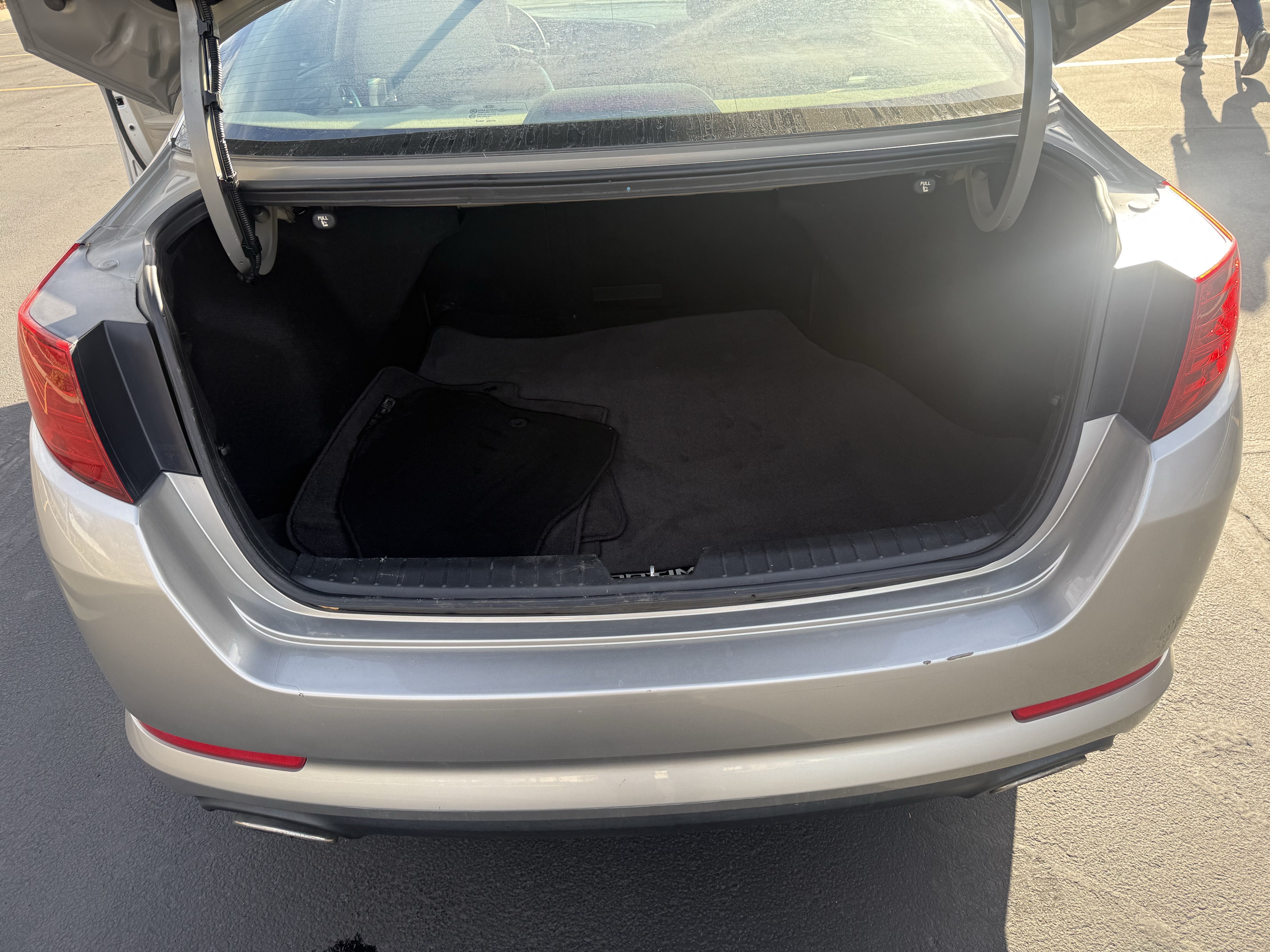 Used 2011 Kia Optima EX w/ Premium Pkg FWD image 20