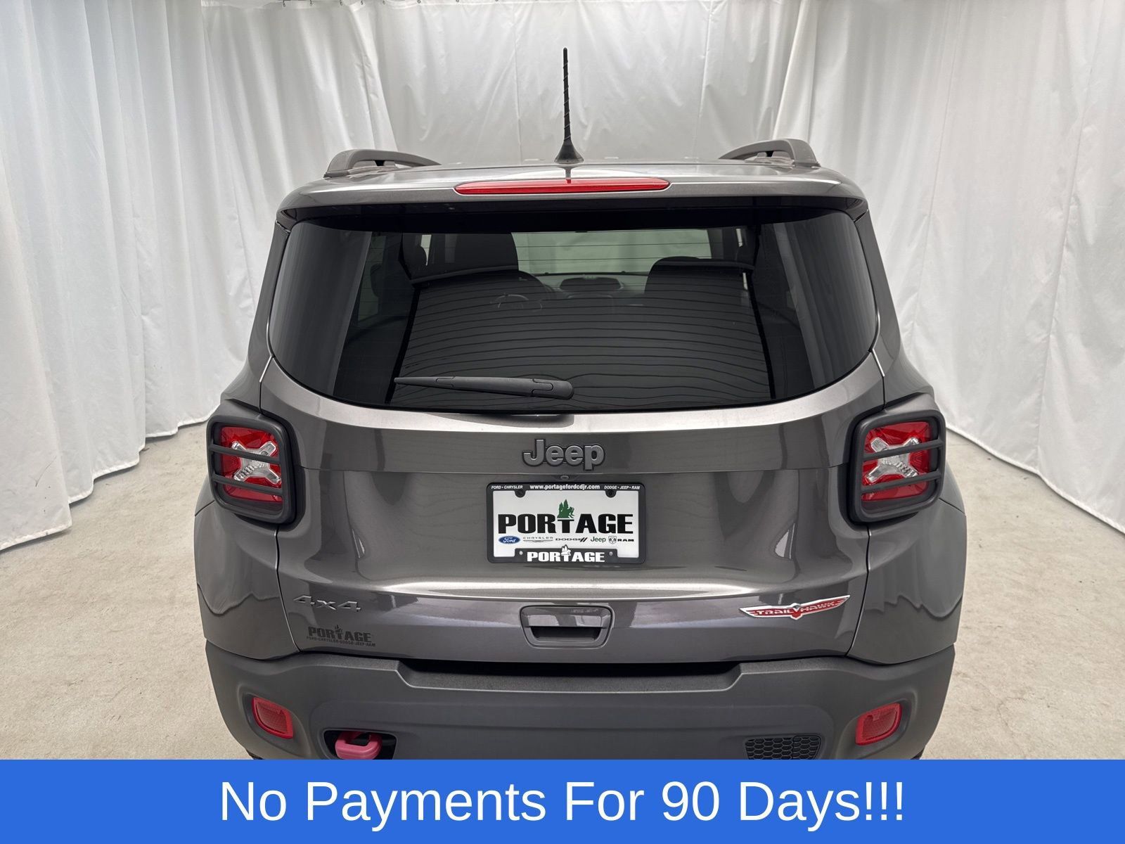 Used 2021 Jeep Renegade Trailhawk image 4