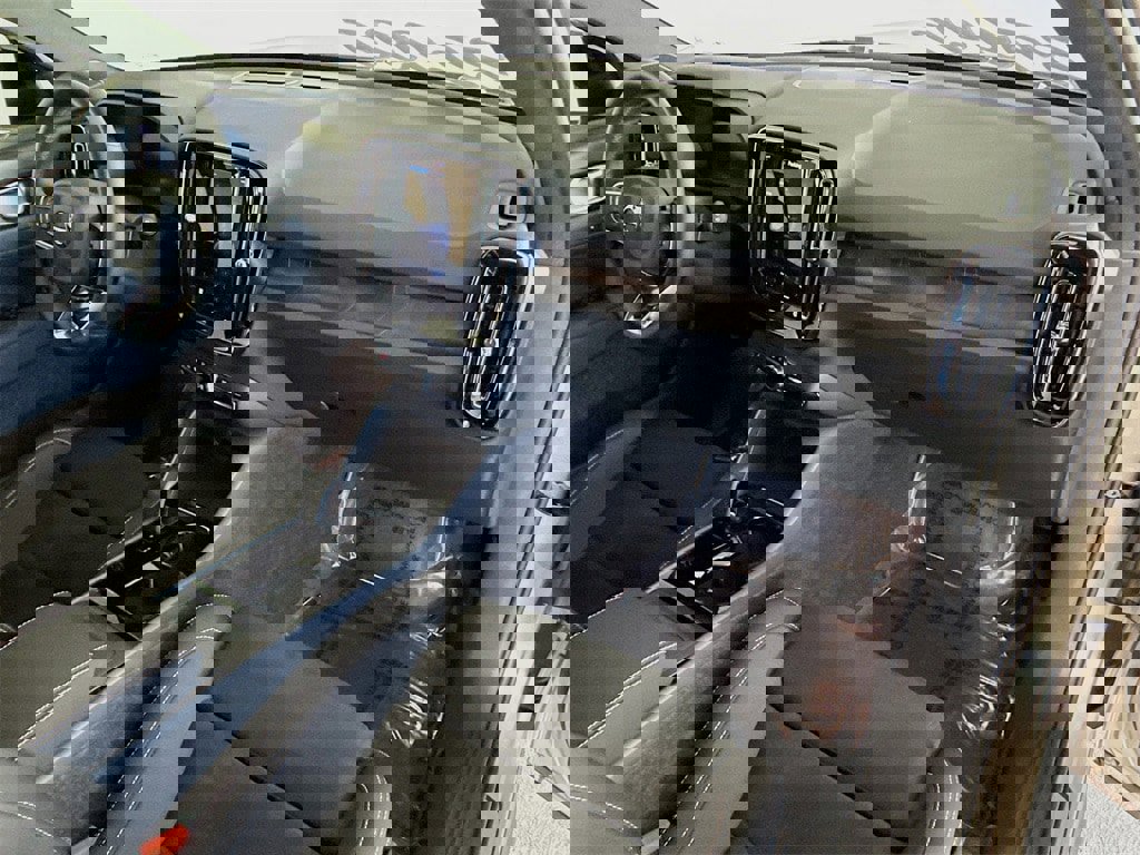 Certified 2024 Volvo XC40 Recharge Plus w/ Protection Package Premier image 30