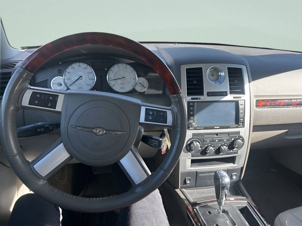 Used 2008 Chrysler 300 C image 27