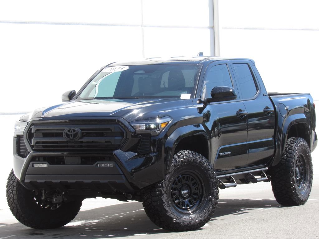 Used 2025 Toyota Tacoma SR5