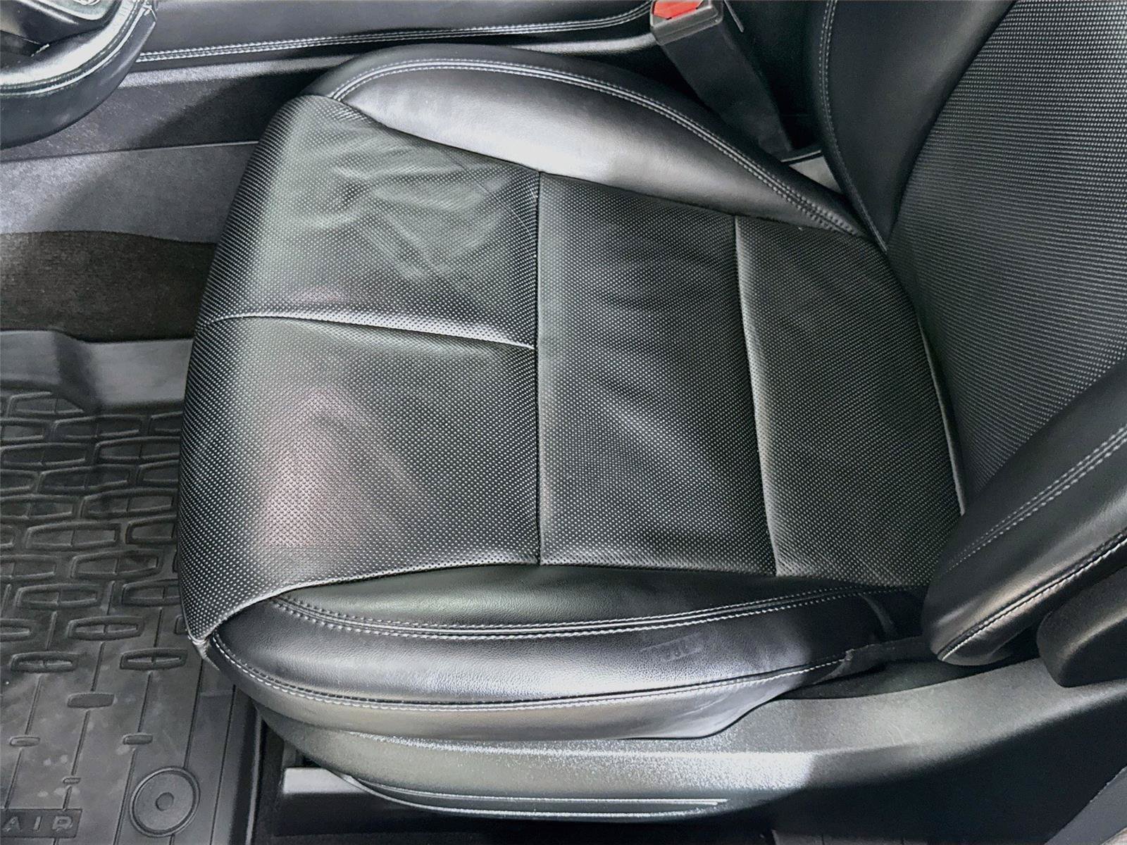 Used 2022 Lincoln Corsair AWD w/ Premium Package image 20