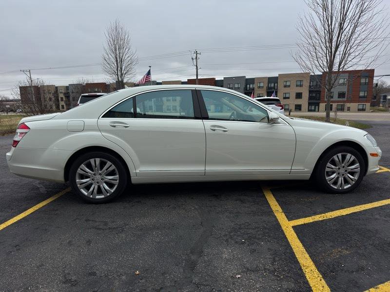 Used 2009 Mercedes-Benz S 550 4MATIC image 8