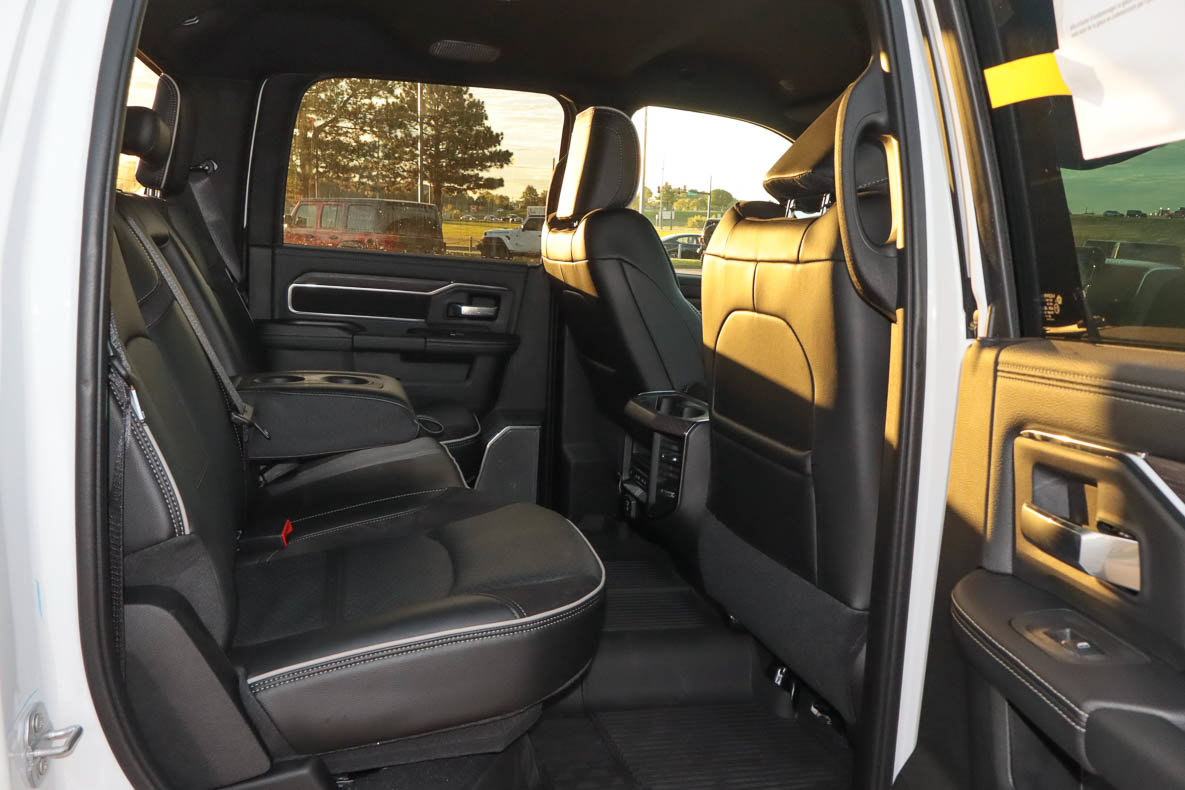 New 2027 RAM 3500 Laramie AWD/4WD image 30