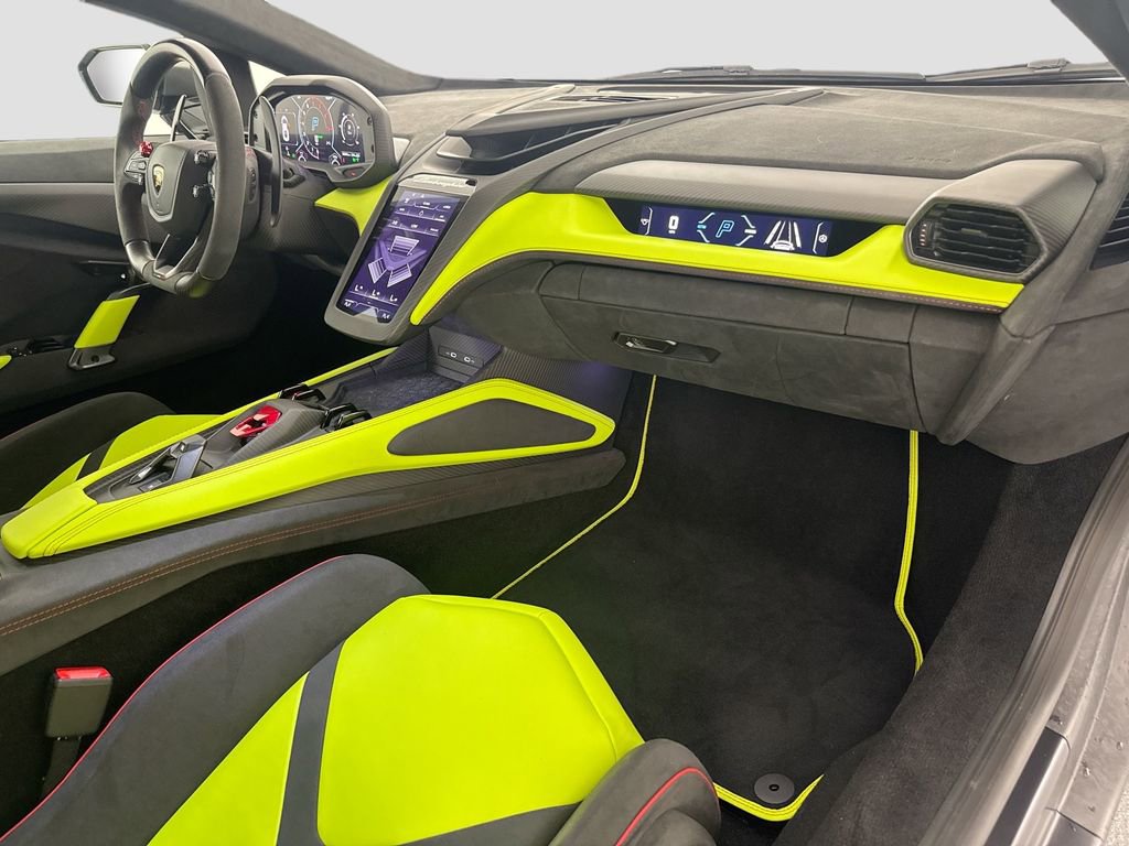 Used 2026 Lamborghini Revuelto AWD/4WD image 30
