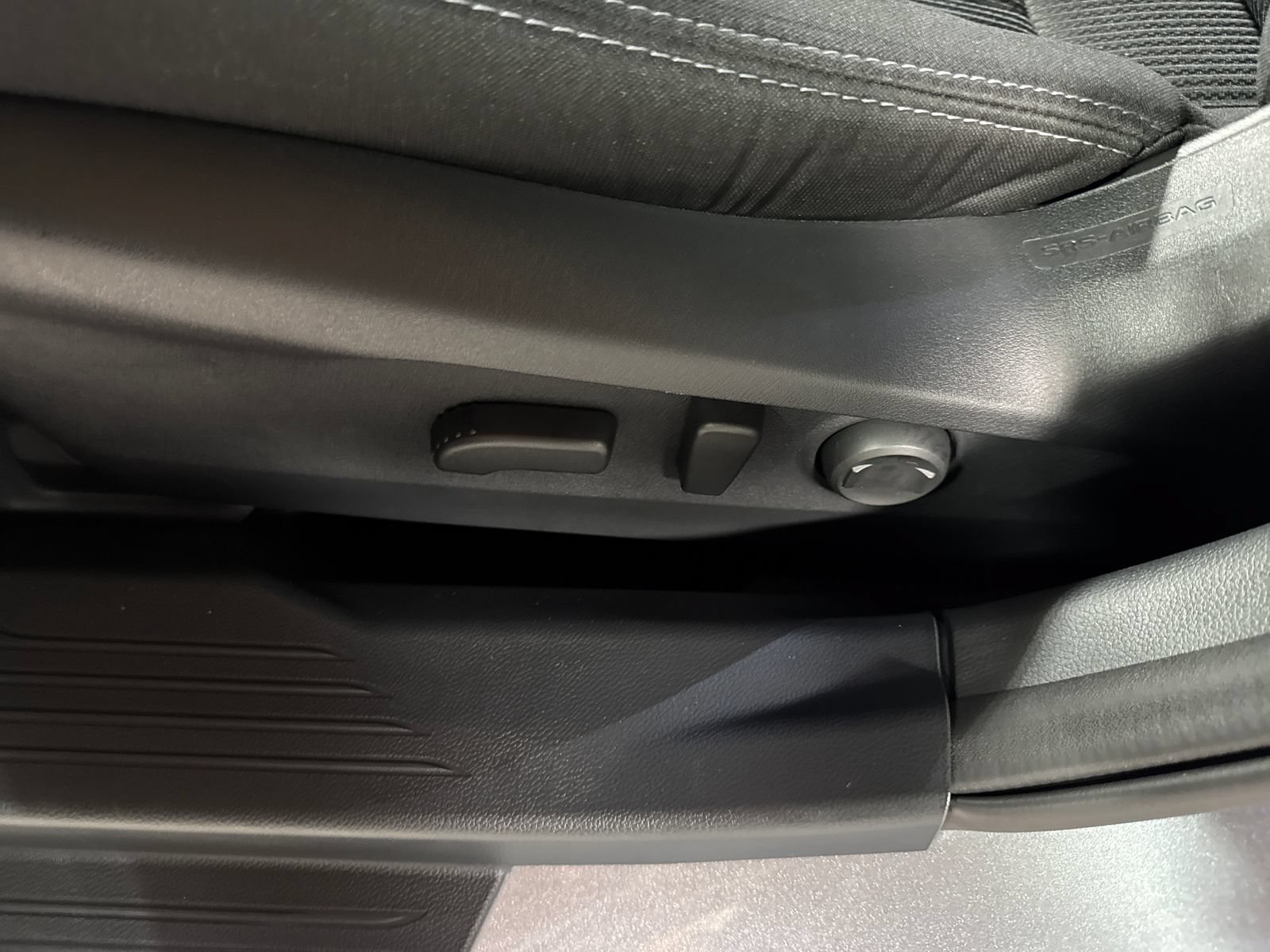 Used 2024 Subaru Legacy Premium AWD/4WD image 16