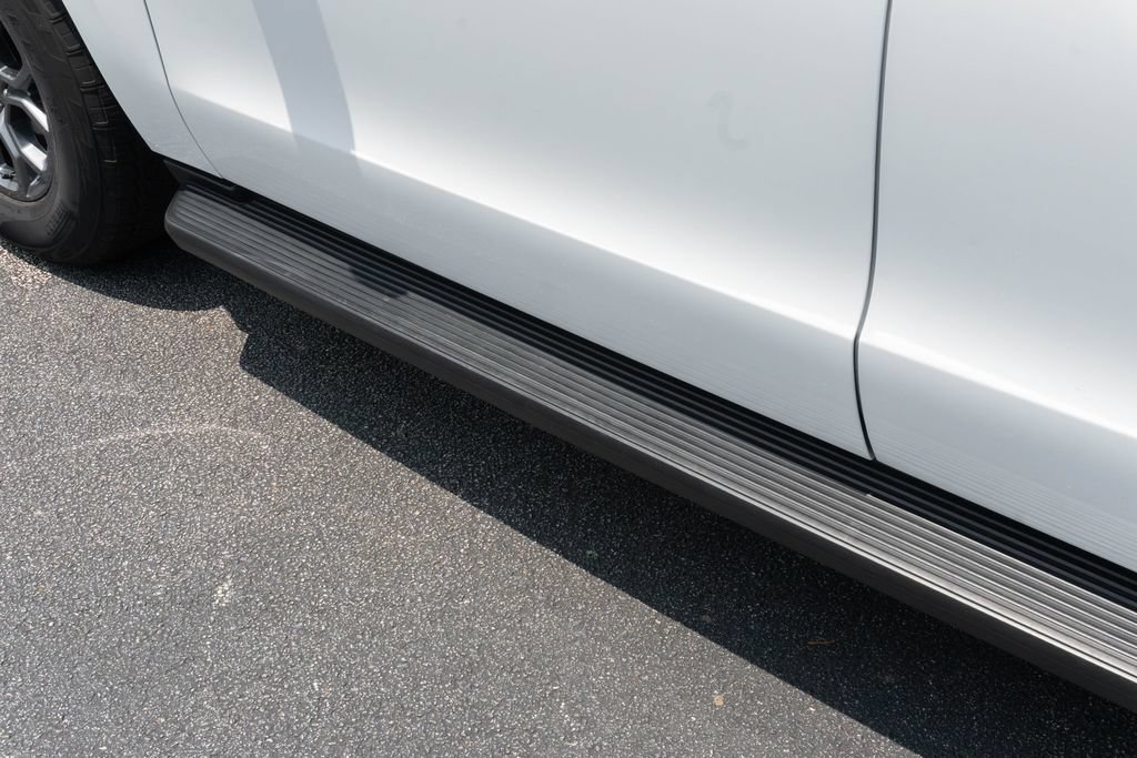 Used 2025 Ford Expedition Max Active RWD image 4