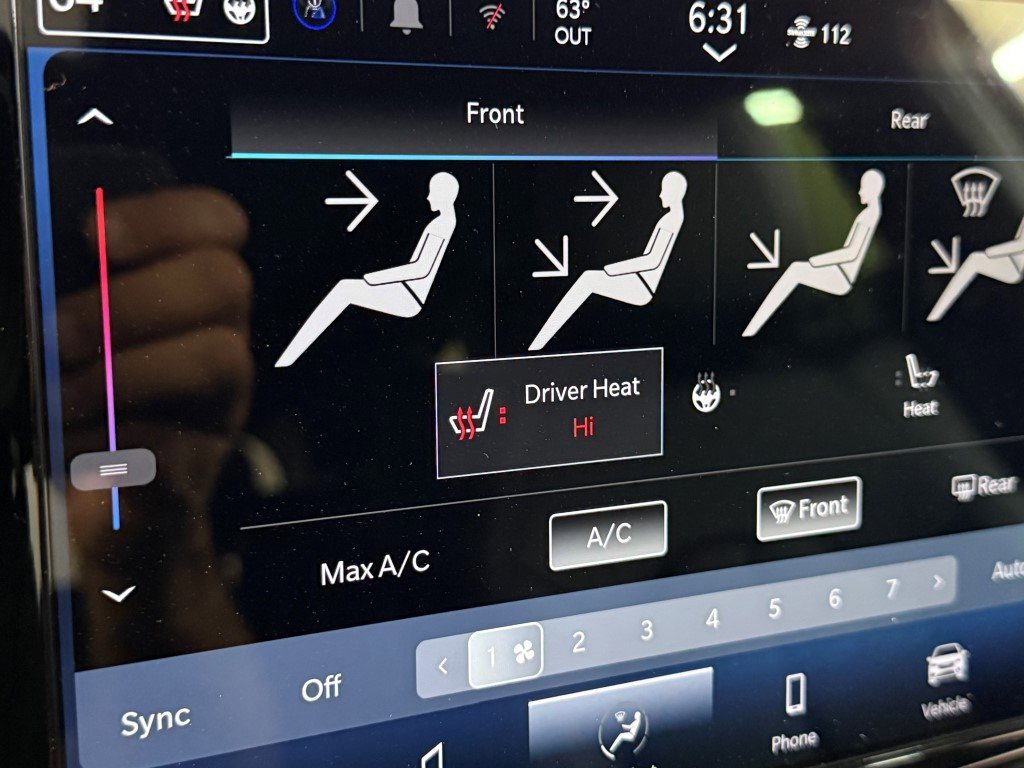 New 2026 Chrysler Voyager LX image 24