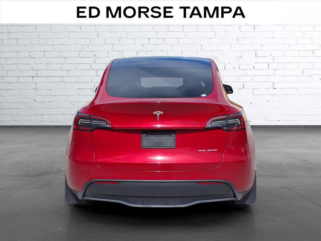 Used 2024 Tesla Model Y Long Range AWD/4WD image 4