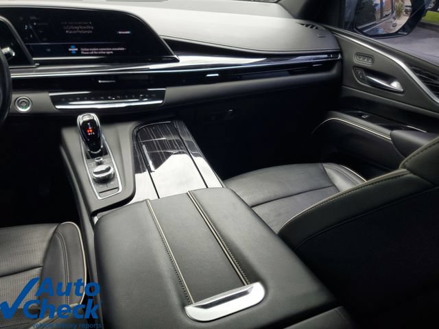 Certified 2022 Cadillac Escalade Sport RWD image 18