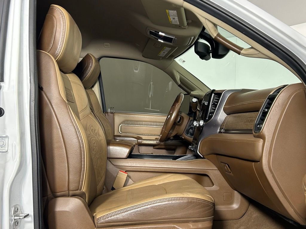 Used 2022 RAM 3500 Limited image 11