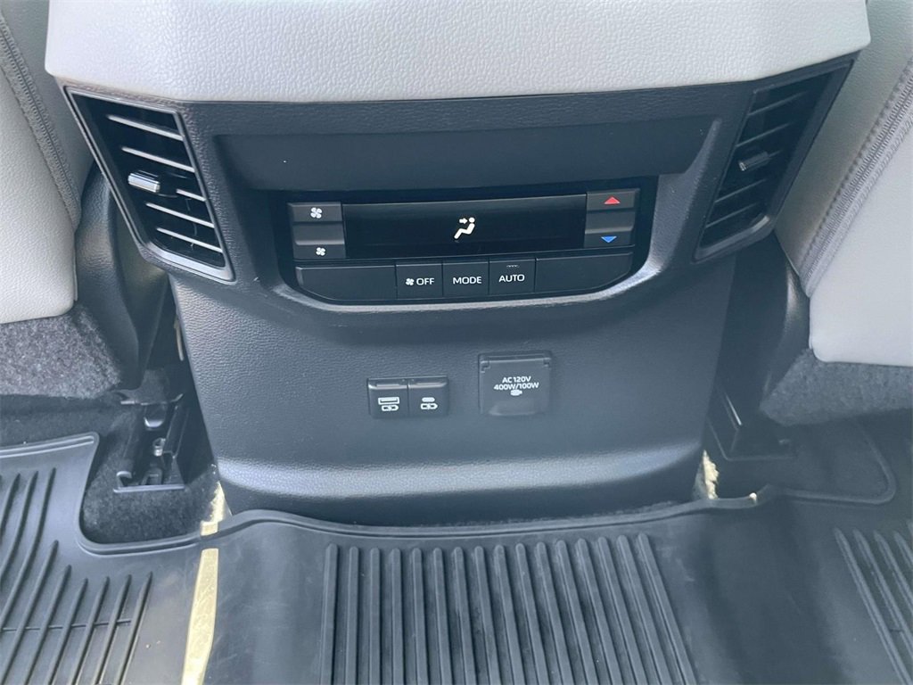 Used 2024 Toyota Sequoia Limited image 11
