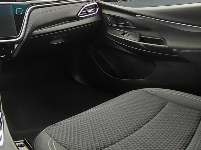 Used 2023 Chevrolet Bolt LT FWD image 28