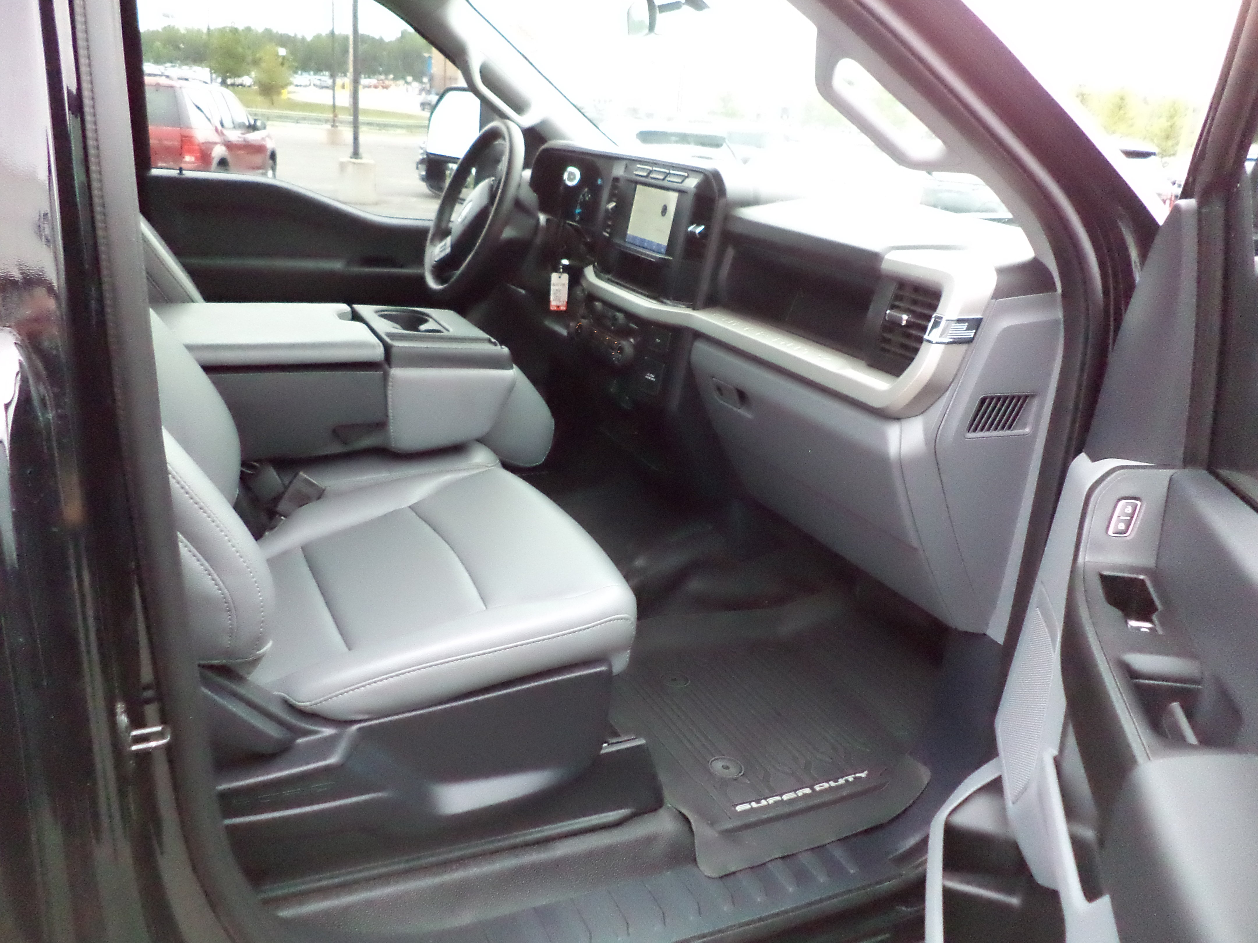 Used 2024 Ford F250 XL w/ Snow Plow Prep Package AWD/4WD image 7