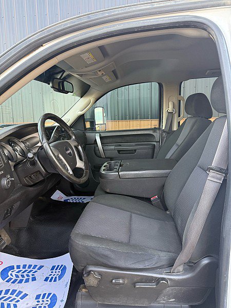 Used 2014 GMC Sierra 3500 SLE image 7