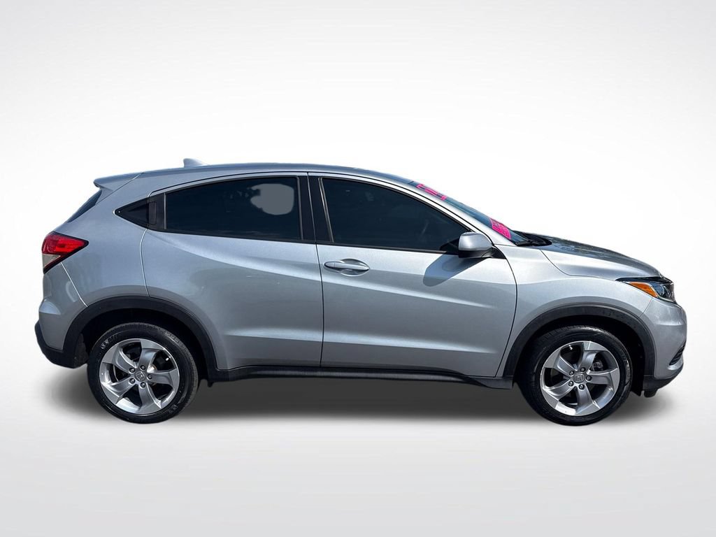 Certified 2022 Honda HR-V LX image 6