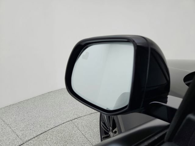 Certified 2023 Land Rover Range Rover SE image 19