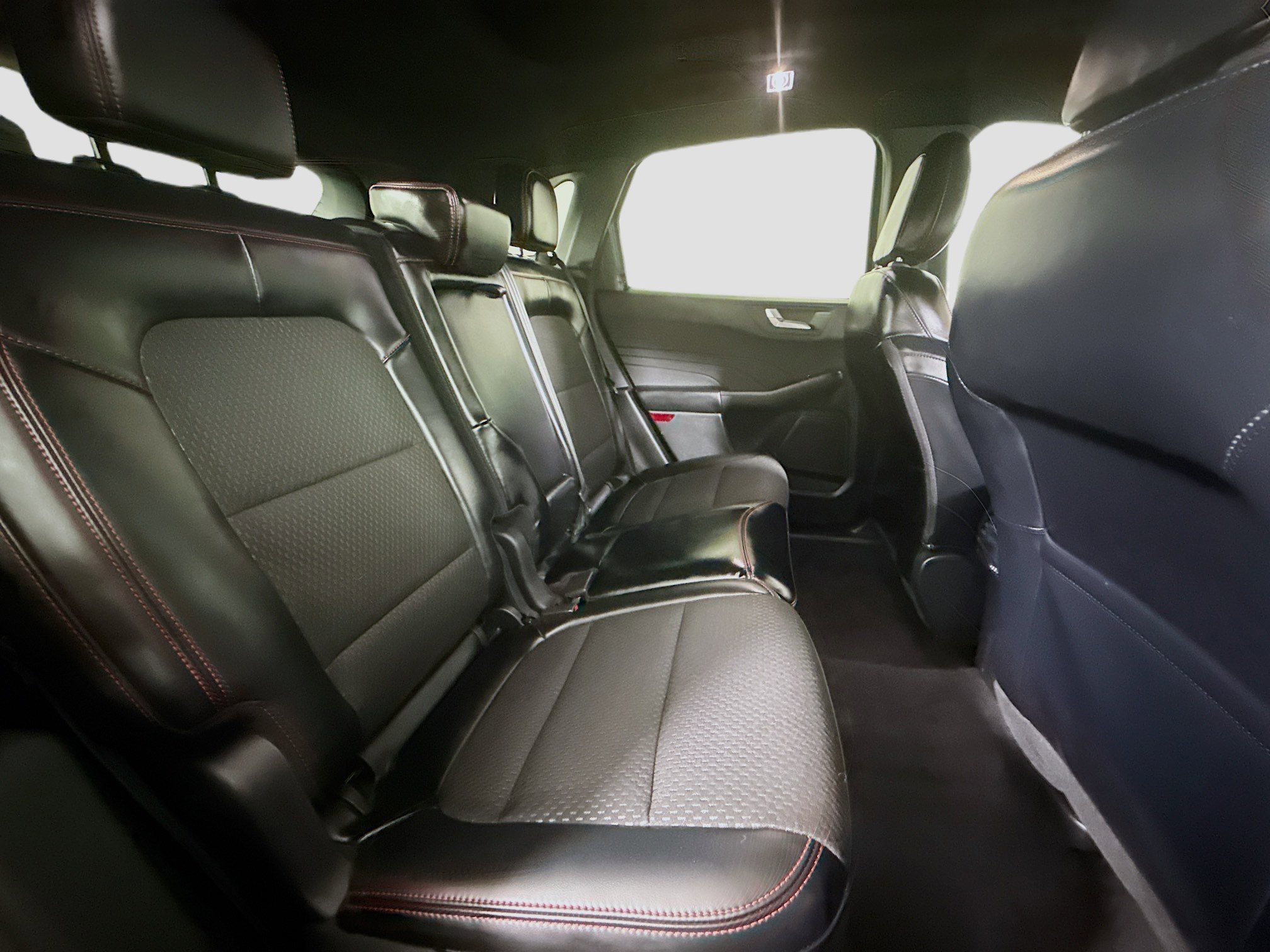 Used 2024 Ford Escape ST-Line Select image 27