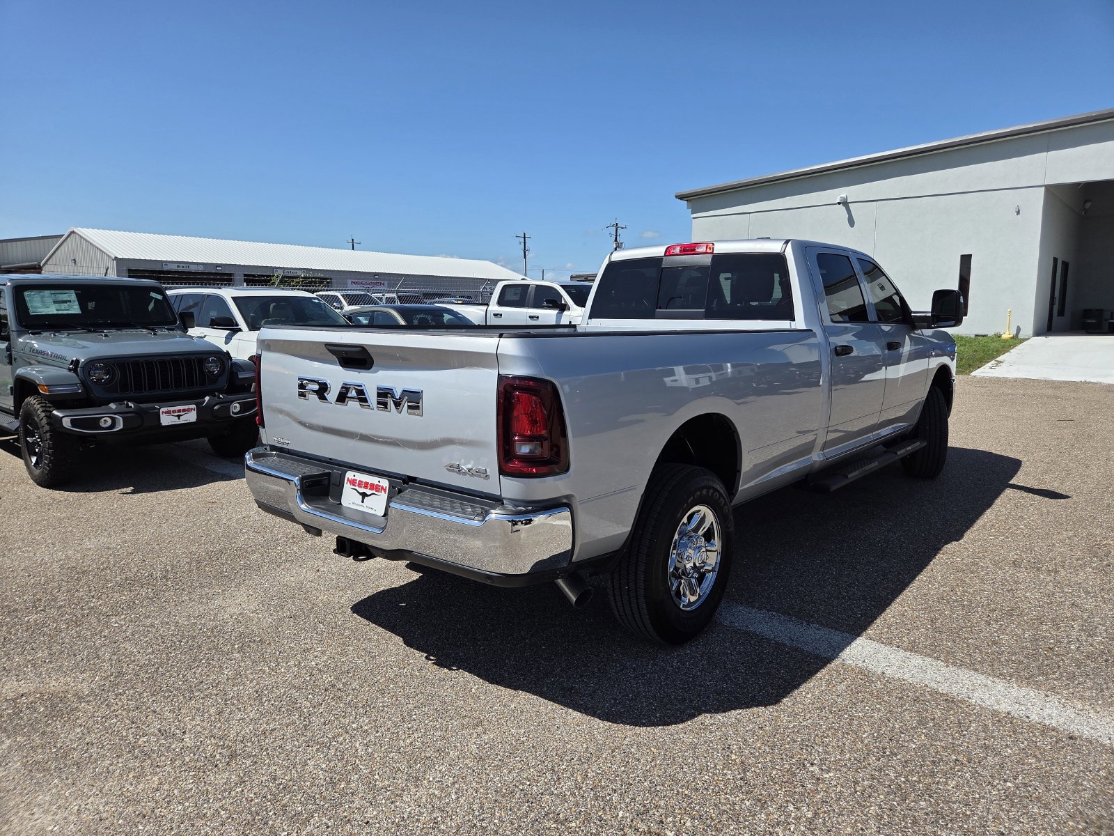New 2026 RAM 3500 Tradesman AWD/4WD image 7