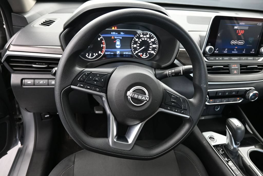 Used 2024 Nissan Altima 2.5 SV FWD image 17