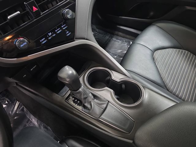 Used 2021 Toyota Camry SE FWD image 25
