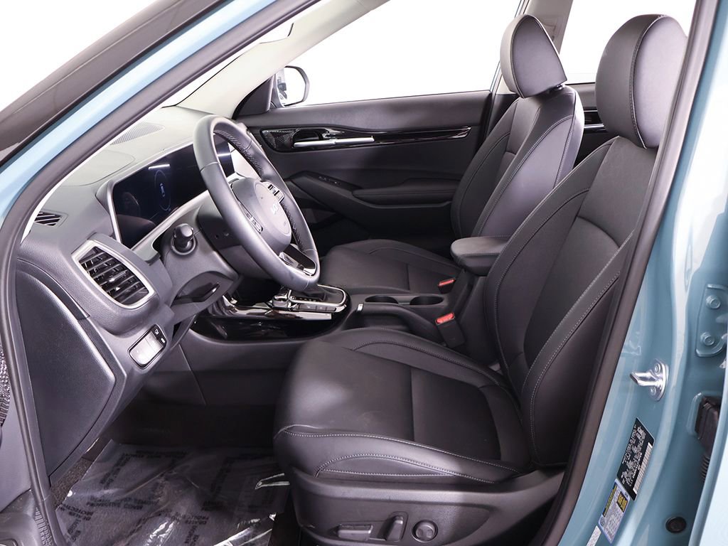 Used 2026 Kia Seltos EX AWD/4WD image 28