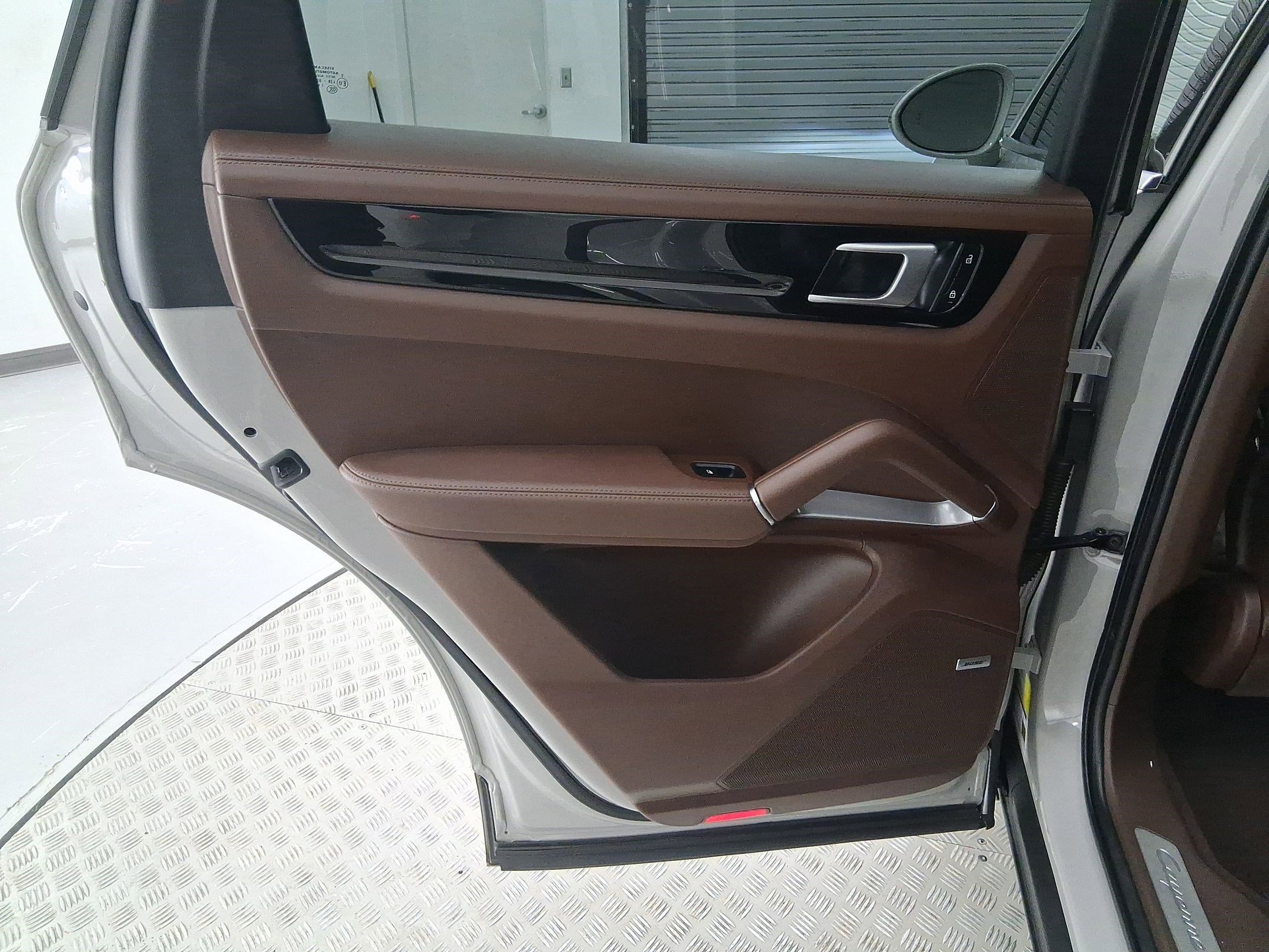 Certified 2022 Porsche Cayenne Turbo image 32