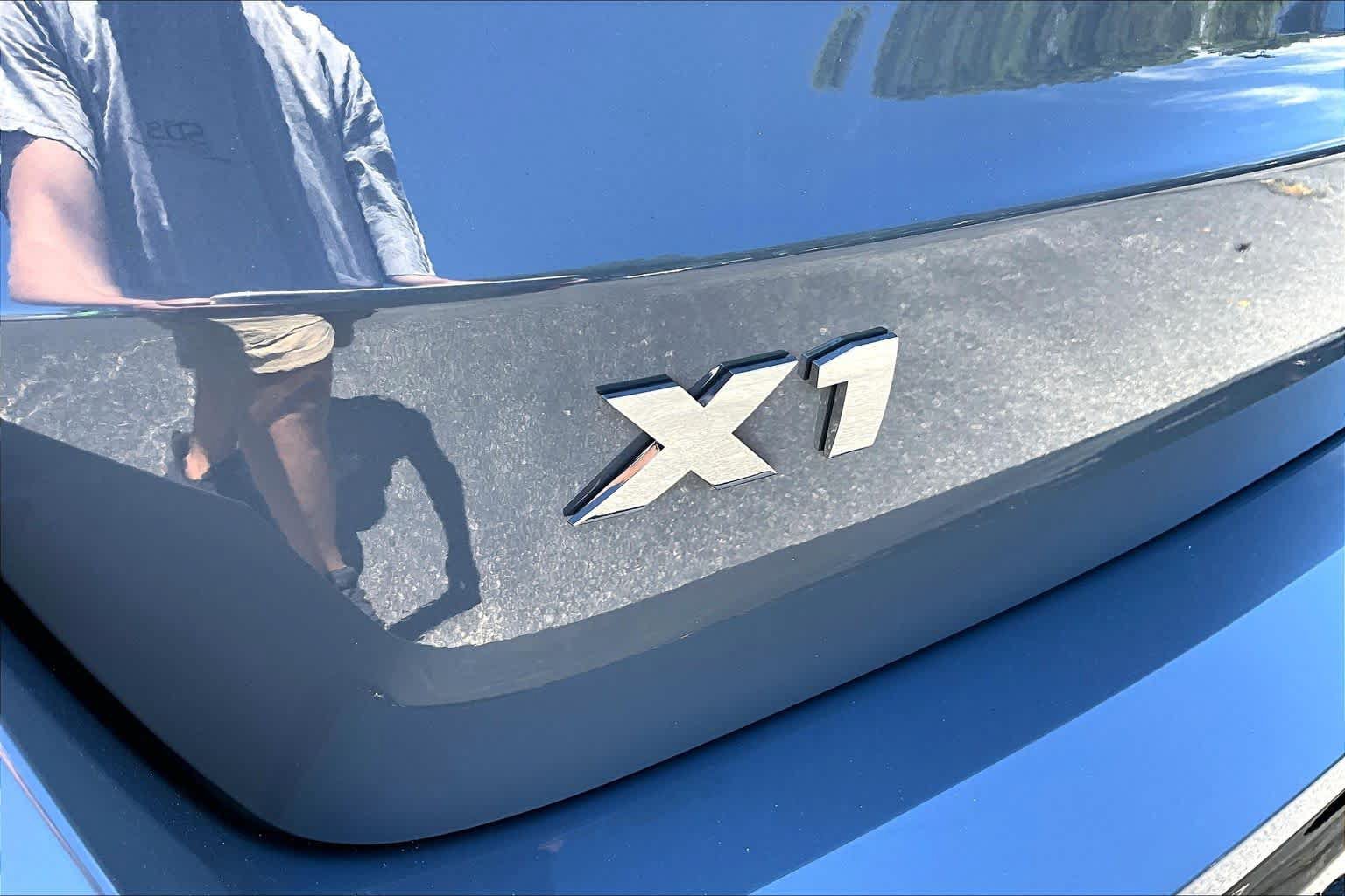 Certified 2025 BMW X1 M35i AWD/4WD image 31