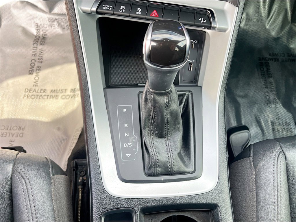 Used 2019 Audi Q3 2.0T Premium image 16