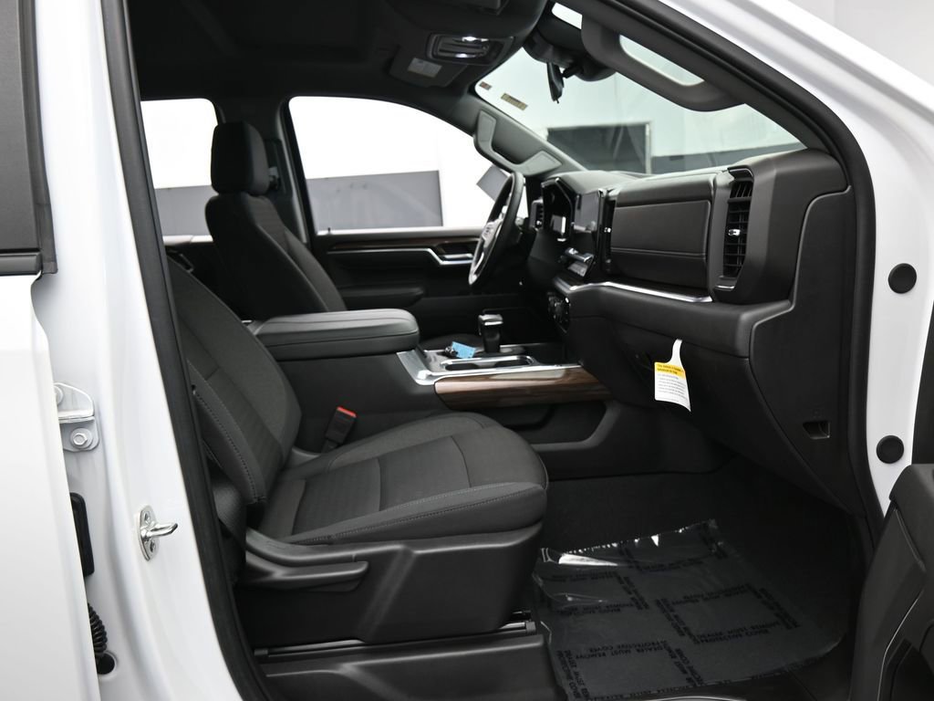 Used 2025 Chevrolet Silverado 1500 RST image 38