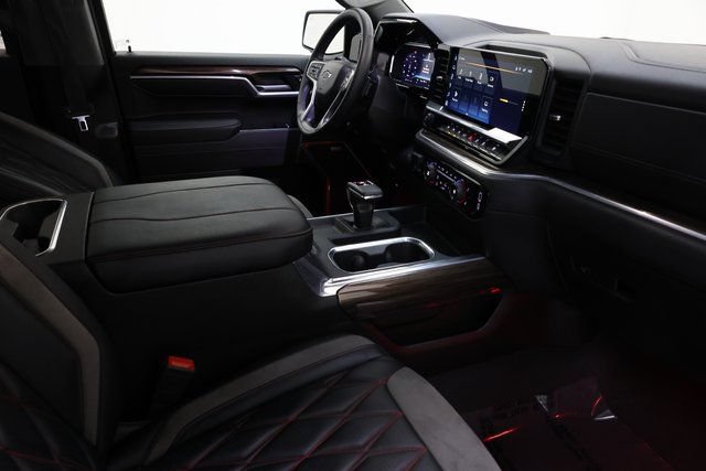 Used 2025 Chevrolet Silverado 1500 RST AWD/4WD image 91