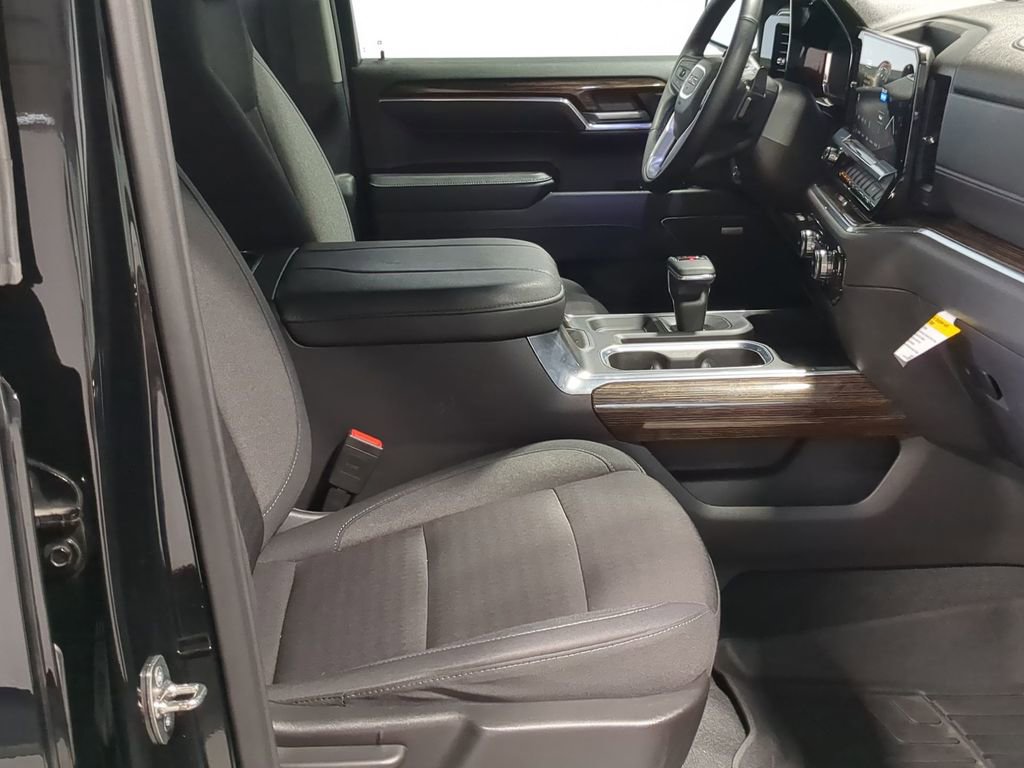 Used 2023 GMC Sierra 1500 Elevation w/ Preferred Package AWD/4WD image 27