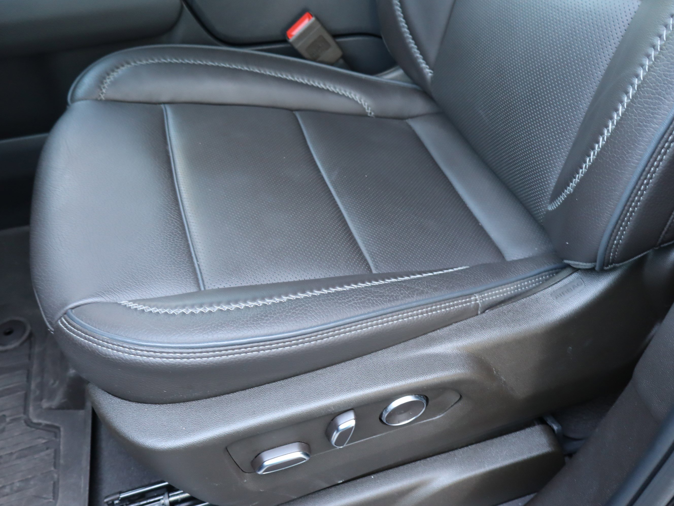 Certified 2024 GMC Yukon XL Denali w/ Advanced Technology Package image 20