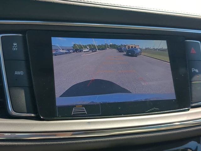 Used 2020 Buick Enclave Essence AWD/4WD image 20