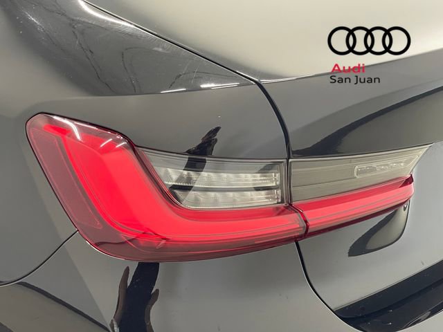 Used 2021 BMW 330i Sedan w/ Driving Assistance Package image 28