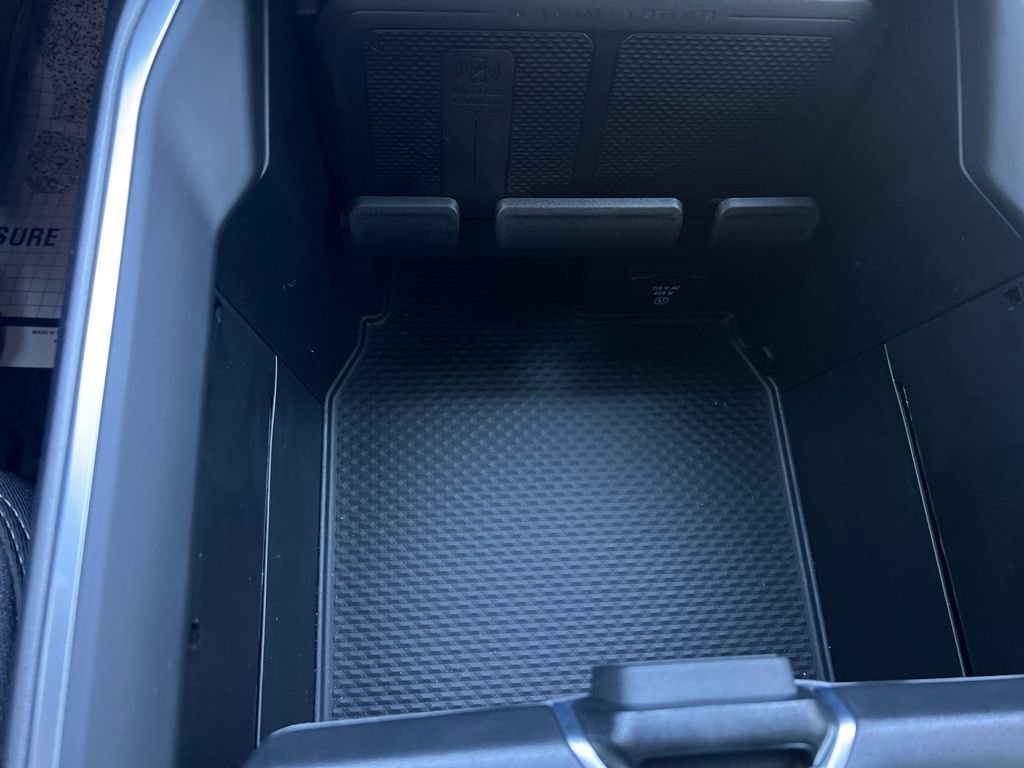 Used 2025 RAM 1500 Big Horn image 28