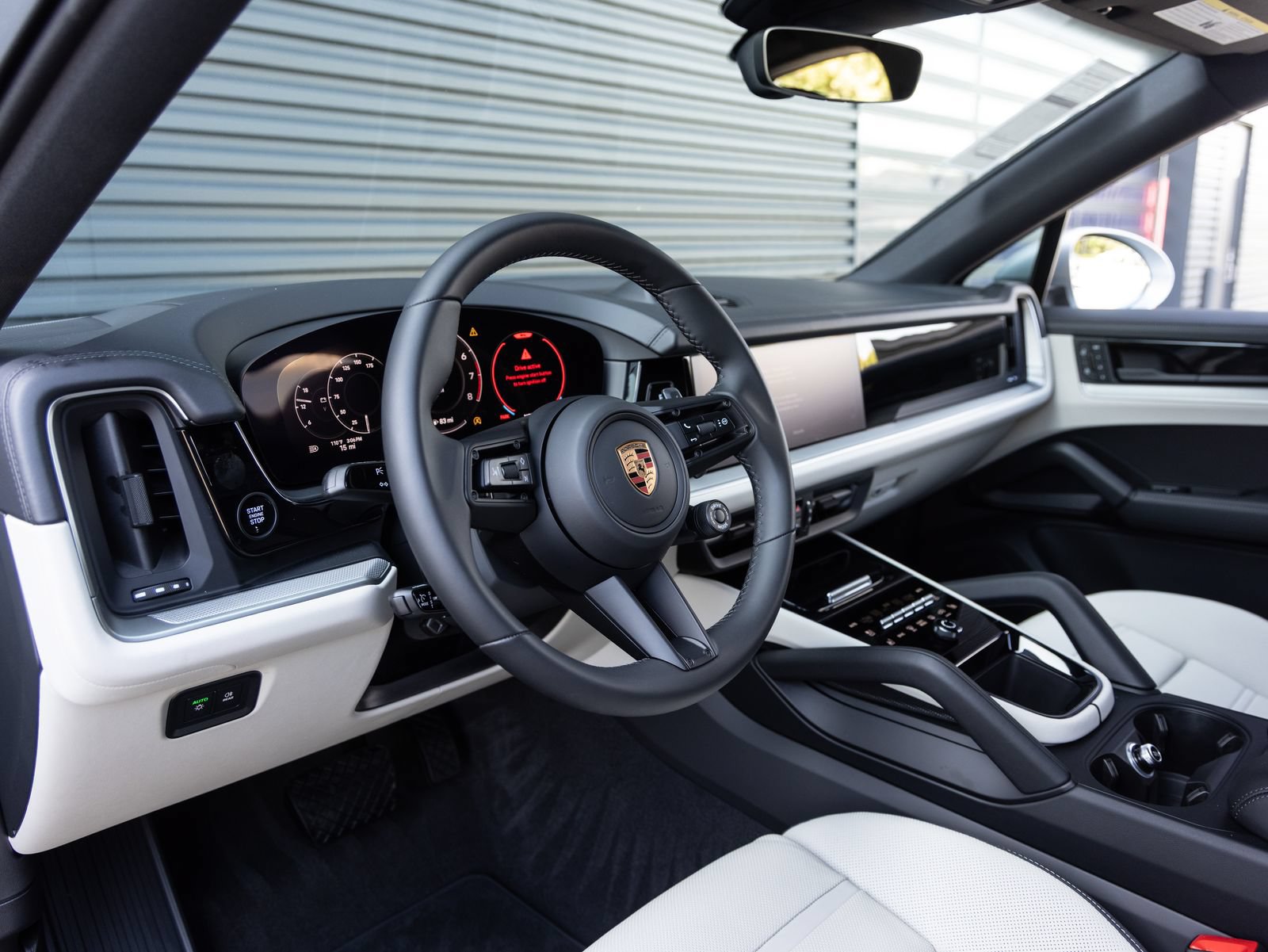 New 2026 Porsche Cayenne Coupe AWD/4WD image 4