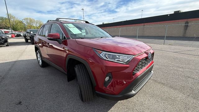 Used 2021 Toyota RAV4 XLE w/ Convenience Package AWD/4WD image 7